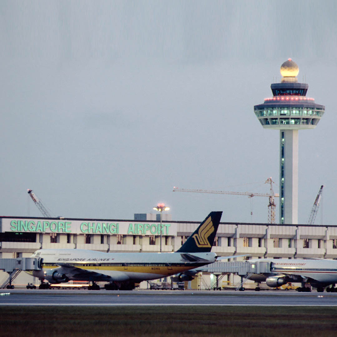 747 and DC-10 aircraft with the Changi Airport control tower